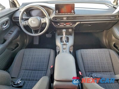 Zdjęcie 8 z 12 samochodu: 2025 HONDA HR-V LX VIN:3CZRZ1H38SM717032 - miniatura