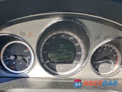 Zdjęcie 9 z 12 samochodu: 2009 MERCEDES-BENZ C 300 VIN:WDDGF54X09R050512 - miniatura