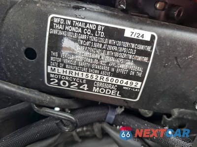 Zdjęcie 9 z 9 samochodu: 2024 HONDA CBR650 R VIN:MLHRH1552R5000492 - miniatura