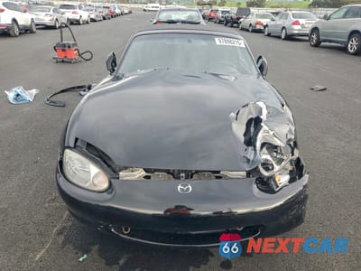 Piąte zdjęcie samochodu w środku: 1999 MAZDA MX-5 MIATA VIN:JM1NB3537X0116732 - miniatura