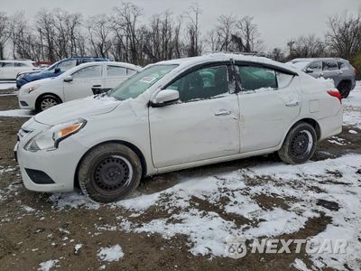 2019 NISSAN VERSA S 3N1CN7AP8KL879162 - główne zdjęcie licytacji z USA - miniatura