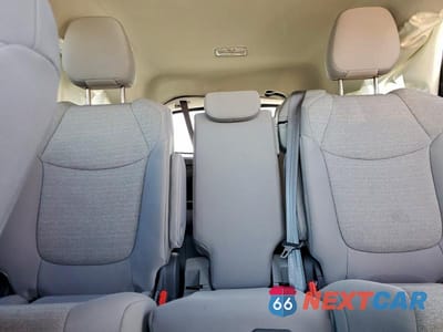 Zdjęcie 10 z 12 samochodu: 2025 TOYOTA SIENNA LE 8-PASSENGER VIN:5TDBRKEC9SS248471 - miniatura