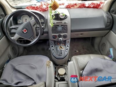 Zdjęcie 8 z 14 samochodu: 2004 SATURN VUE VIN:5GZCZ53484S823413 - miniatura