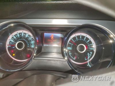 Zdjęcie 9 z 14 samochodu: 2013 FORD MUSTANG GT VIN:1ZVBP8CF5D5221439 - miniatura
