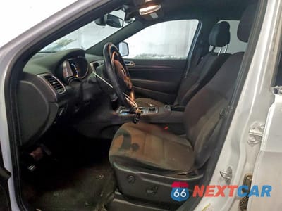 Zdjęcie 7 z 12 samochodu: 2020 JEEP GRAND CHEROKEE LAREDO VIN:1C4RJFAG5LC127610 - miniatura