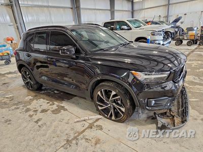 Czwarte zdjęcie samochodu z boku: 2021 VOLVO XC40 T5 R-DESIGN VIN:YV4162UMXM2444439 - miniatura