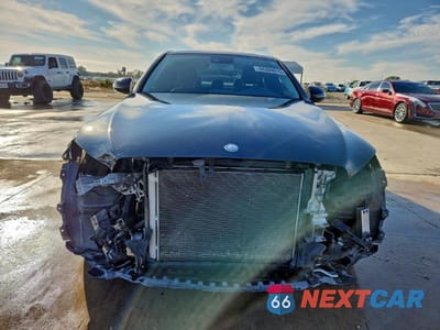 Piąte zdjęcie samochodu w środku: 2017 MERCEDES-BENZ C 300 VIN:55SWF4JB8HU190304 - miniatura