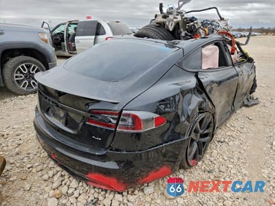 Trzecie zdjęcie samochodu z tyłu: 2021 TESLA MODEL S VIN:5YJSA1E60MF436041 - miniatura