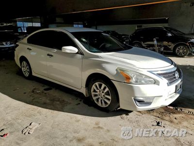 Czwarte zdjęcie samochodu z boku: 2015 NISSAN ALTIMA 2.5 VIN:1N4AL3AP0FC421416 - miniatura