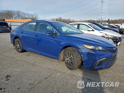 Czwarte zdjęcie samochodu z boku: 2024 TOYOTA CAMRY SE NIGHT SHADE VIN:4T1G11AK1RU191625 - miniatura