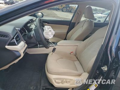Zdjęcie 7 z 15 samochodu: 2019 TOYOTA CAMRY L VIN:4T1B11HK2KU845537 - miniatura