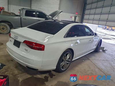 Trzecie zdjęcie samochodu z tyłu: 2017 AUDI A8 L QUATTRO VIN:WAU43AFD5HN011838 - miniatura