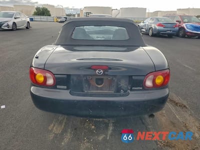 Zdjęcie 6 z 13 samochodu: 1999 MAZDA MX-5 MIATA VIN:JM1NB3537X0116732 - miniatura