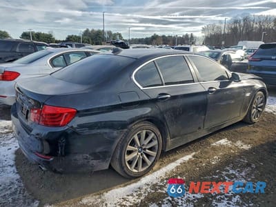 Trzecie zdjęcie samochodu z tyłu: 2016 BMW 535 XI VIN:WBA5B3C58GG260167 - miniatura
