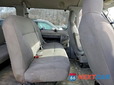 Zdjęcie 11 z 13 samochodu: 2011 FORD ECONOLINE E350 SUPER DUTY WAGON VIN:1FBSS3BL8BDA33341 - miniatura