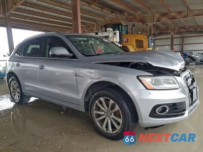 Czwarte zdjęcie samochodu z boku: 2016 AUDI Q5 PREMIUM VIN:WA1C2AFP7GA018866 - miniatura