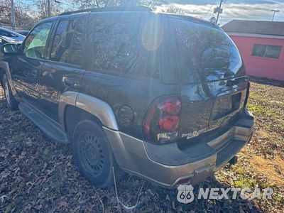 Trzecie zdjęcie samochodu z tyłu: 2003 CHEVROLET TRAILBLAZER VIN:1GNDS13SX32294831 - miniatura