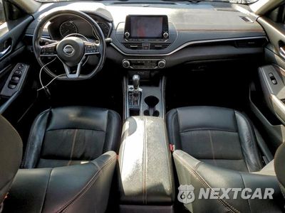 Zdjęcie 8 z 13 samochodu: 2019 NISSAN ALTIMA SR VIN:1N4BL4CV6KC117748 - miniatura