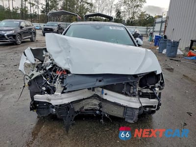 Piąte zdjęcie samochodu w środku: 2022 AUDI A6 PREMIUM PLUS VIN:WAUL2BF20NN060170 - miniatura