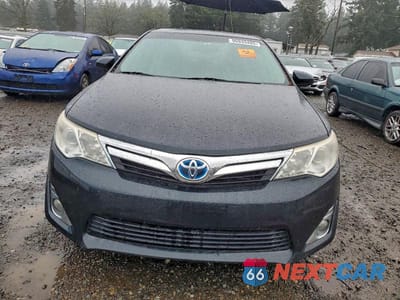 Piąte zdjęcie samochodu w środku: 2013 TOYOTA CAMRY HYBRID XLE VIN:4T1BD1FK8DU089256 - miniatura