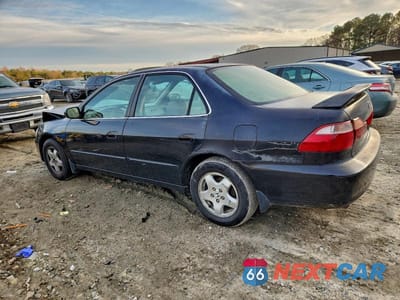 Drugie zdjęcie samochodu z przodu: 1998 HONDA ACCORD EX VIN:1HGCG1651WA018366 - miniatura