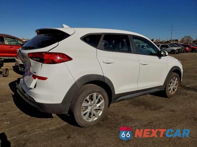 Trzecie zdjęcie samochodu z tyłu: 2019 HYUNDAI TUCSON SE VIN:KM8J2CA45KU920179 - miniatura