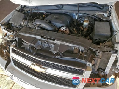 Zdjęcie 12 z 14 samochodu: 2007 CHEVROLET SUBURBAN C1500 VIN:1GNFC16J97J161689 - miniatura
