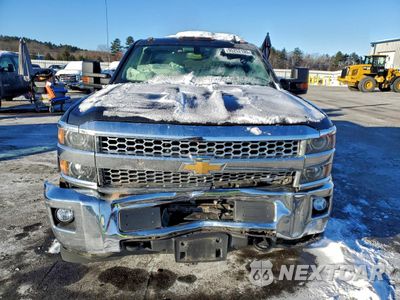 Piąte zdjęcie samochodu w środku: 2019 CHEVROLET SILVERADO K3500 LT VIN:1GC4KWCG7KF251430 - miniatura