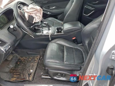 Zdjęcie 7 z 12 samochodu: 2020 JAGUAR E-PACE SE VIN:SADFP2FX0L1Z81553 - miniatura