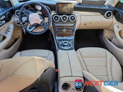 Zdjęcie 8 z 12 samochodu: 2017 MERCEDES-BENZ C 300 VIN:55SWF4JB4HU210886 - miniatura