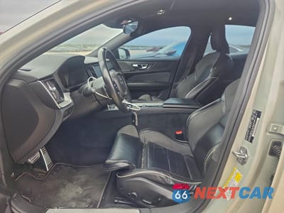 Zdjęcie 7 z 11 samochodu: 2019 VOLVO S60 T5 R-DESIGN VIN:7JR102FM3KG007191 - miniatura