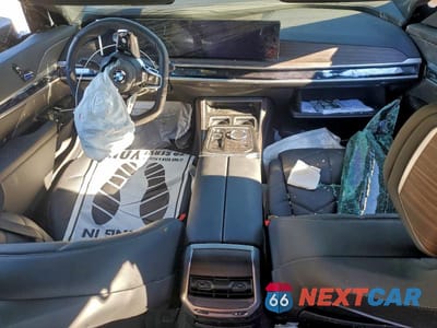 Zdjęcie 8 z 11 samochodu: 2024 BMW 740 I VIN:WBA23EH02RCT03114 - miniatura