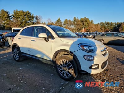 Czwarte zdjęcie samochodu z boku: 2018 FIAT 500X LOUNGE VIN:ZFBCFYDBXJP637379 - miniatura