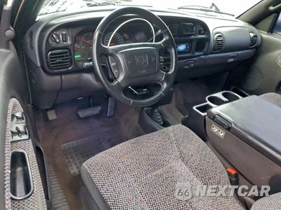 Zdjęcie 8 z 14 samochodu: 2002 DODGE RAM 2500 VIN:3B7KF23612M275668 - miniatura