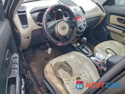 Zdjęcie 8 z 11 samochodu: 2010 KIA SOUL + VIN:KNDJT2A26A7124418 - miniatura