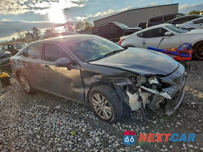 Czwarte zdjęcie samochodu z boku: 2014 LEXUS ES 350 BASE VIN:JTHBK1GG6E2121539 - miniatura