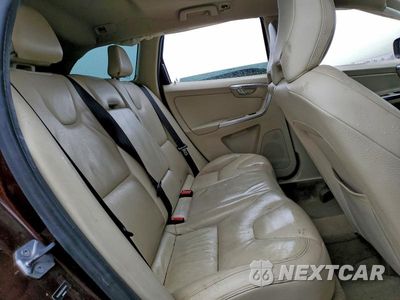 Zdjęcie 11 z 14 samochodu: 2014 VOLVO XC60 T6 VIN:YV4902DZ9E2519472 - miniatura