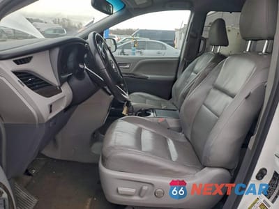 Zdjęcie 7 z 13 samochodu: 2016 TOYOTA SIENNA LE VIN:5TDKK3DCXGS694695 - miniatura