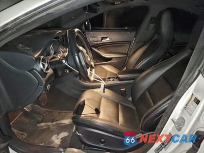 Zdjęcie 7 z 12 samochodu: 2014 MERCEDES BENZ CLA 250 VIN:WDDSJ4EB1EN158189 - miniatura