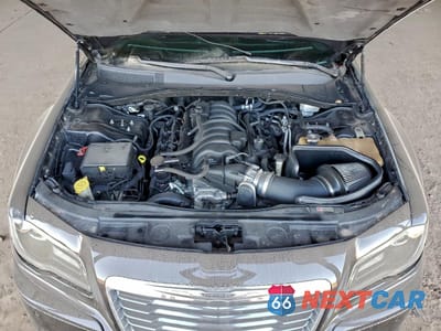 Zdjęcie 11 z 14 samochodu: 2012 CHRYSLER 300 SRT-8 VIN:2C3CCAFJ7CH800860 - miniatura