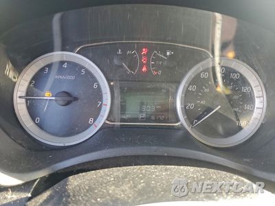 Zdjęcie 9 z 14 samochodu: 2015 NISSAN SENTRA S VIN:3N1AB7AP8FY250350 - miniatura