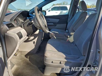 Zdjęcie 7 z 15 samochodu: 2011 HONDA ODYSSEY LX VIN:5FNRL5H23BB081811 - miniatura
