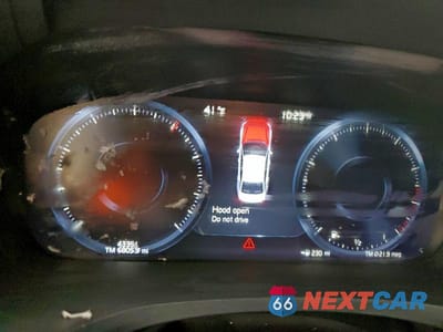 Zdjęcie 9 z 12 samochodu: 2021 VOLVO S60 T6 MOMENTUM VIN:7JRA22TK2MG092296 - miniatura