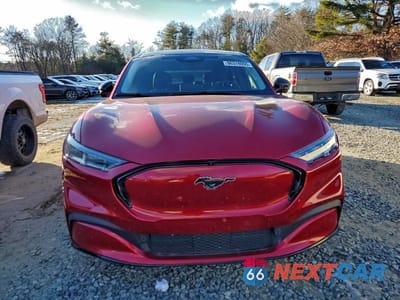 Piąte zdjęcie samochodu w środku: 2023 FORD MUSTANG MACH-E PREMIUM VIN:3FMTK3SU4PMA83606 - miniatura