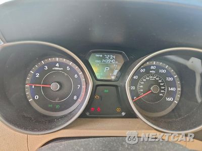 Zdjęcie 9 z 14 samochodu: 2012 HYUNDAI ELANTRA GLS VIN:5NPDH4AE3CH082342 - miniatura