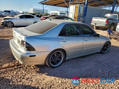 Trzecie zdjęcie samochodu z tyłu: 2002 LEXUS IS 300 VIN:JTHBD192220051539 - miniatura