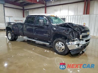 Czwarte zdjęcie samochodu z boku: 2014 CHEVROLET SILVERADO K3500 LTZ VIN:1GC4K1C89EF102484 - miniatura