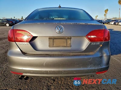 Zdjęcie 6 z 11 samochodu: 2012 VOLKSWAGEN JETTA SE VIN:3VWDP7AJ3CM322756 - miniatura