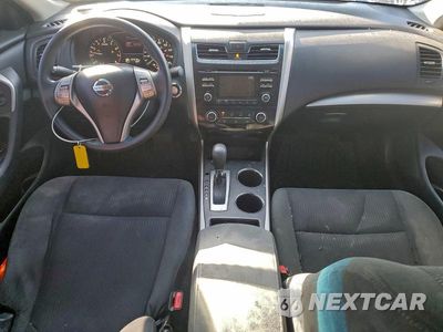 Zdjęcie 8 z 12 samochodu: 2015 NISSAN ALTIMA 2.5 VIN:1N4AL3AP3FN309715 - miniatura