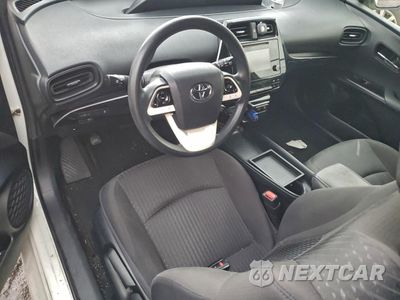 Zdjęcie 8 z 12 samochodu: 2017 TOYOTA PRIUS VIN:JTDKBRFUXH3025323 - miniatura
